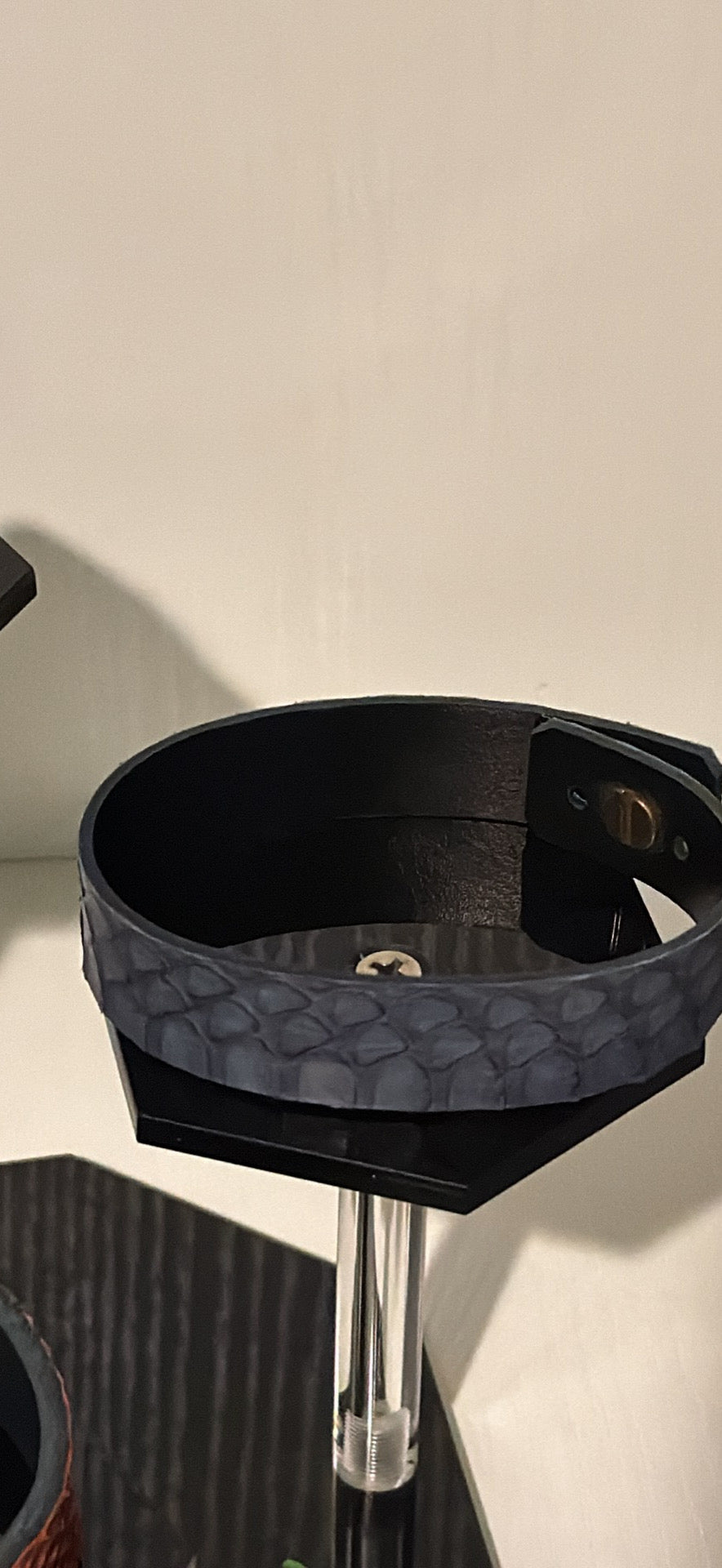 UNISEX LEATHER BRACELETS