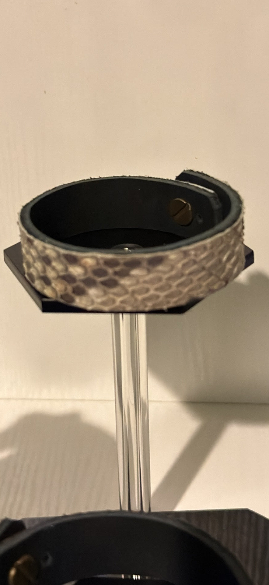 UNISEX LEATHER BRACELETS